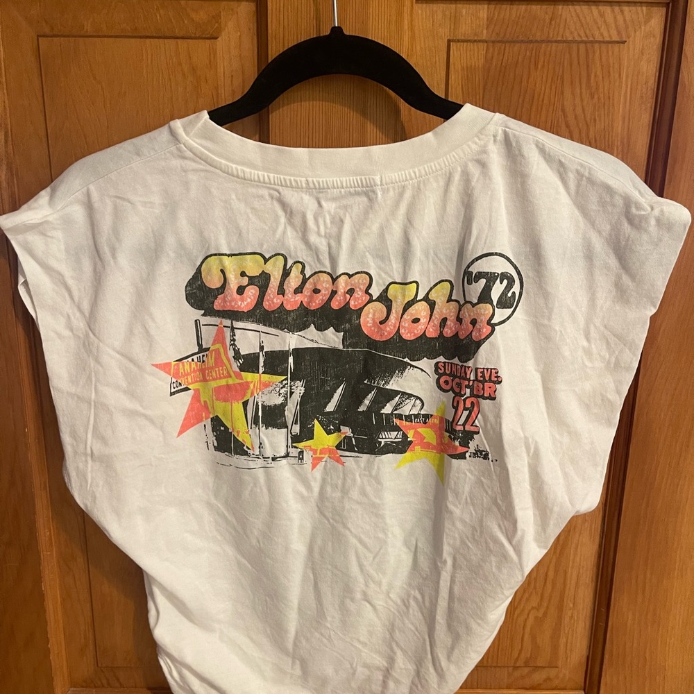 Daydreamer NWOT Elton John crop shirt